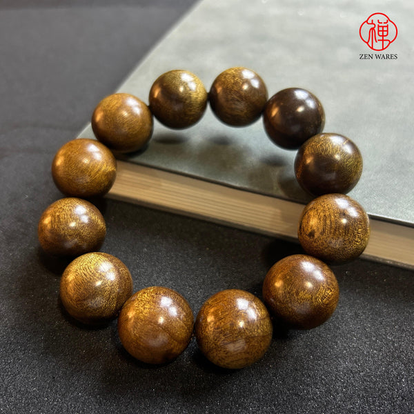 Golden nanmu bracelets, hand trays, authentic Chinese Sichuan Buddhist beads 2.0*12 pieces G030960