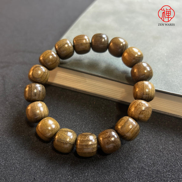 Golden nanmu bracelets, hand trays, authentic Chinese Sichuan Buddhist beads 1.2*17 pieces G040930