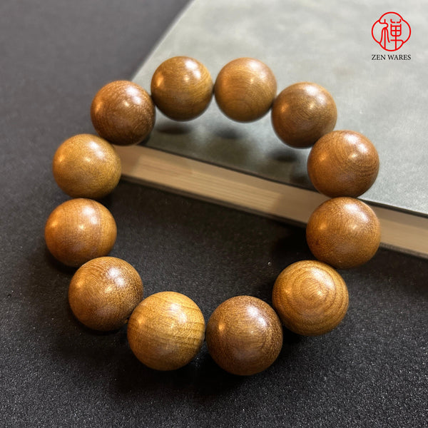 Golden nanmu bracelets, hand trays, authentic Chinese Sichuan Buddhist beads 2.0*12 pieces G060920